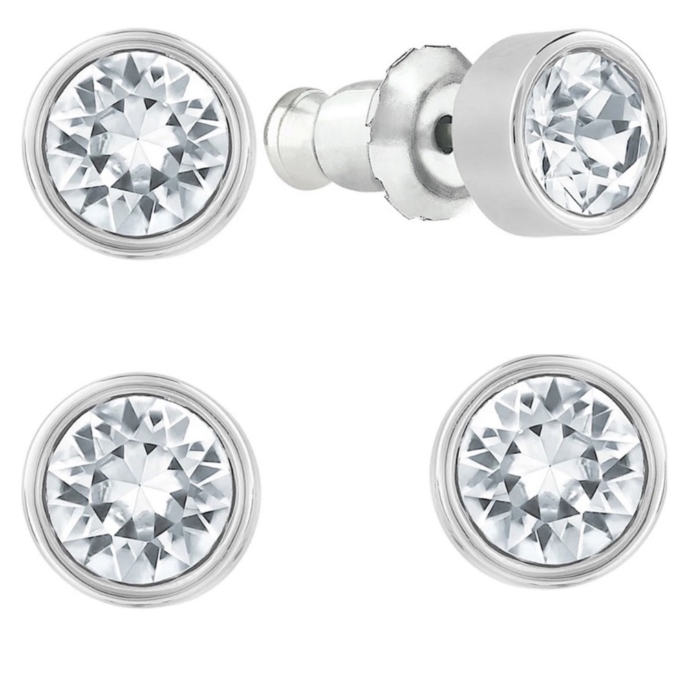 Silver cased crystal from Swarovski Harley pierced earring